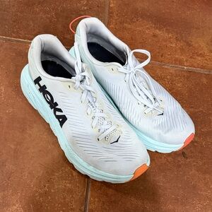Women’s Rincon 3 Hoka tennis shoe
